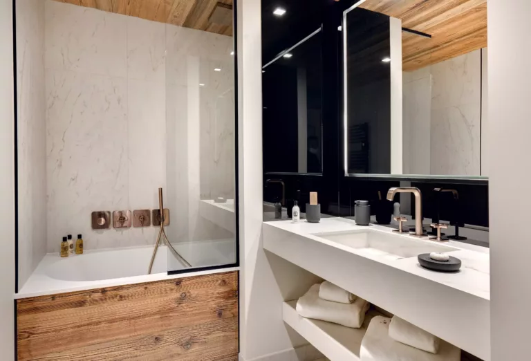 2022-10-07-fce860919a47509c8afa6b35f5b6b077