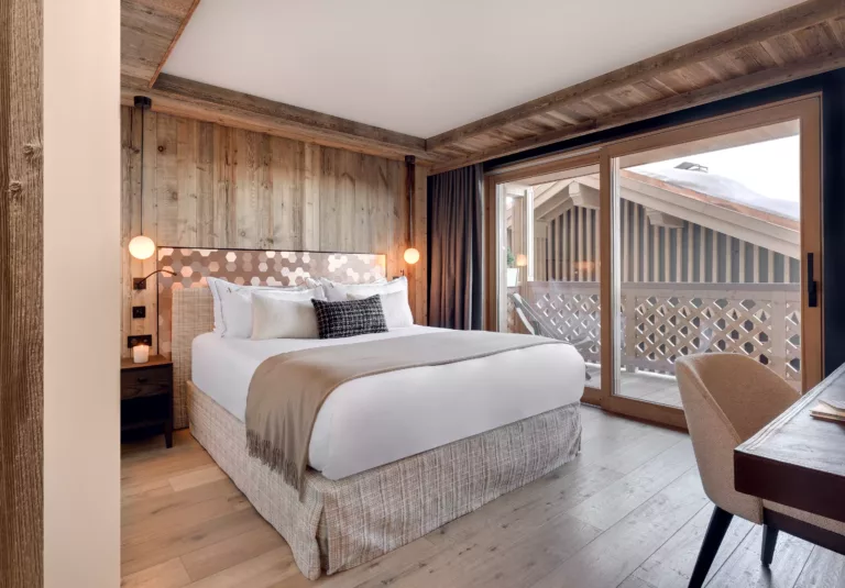 2022-10-10-b969e0d931fd4284fac389b2e1d7aba5