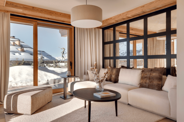 651ffb408d19f4475041b167_STELLA 001