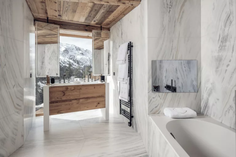 6527e460bc9c6a24294005c8_LUNA (10)